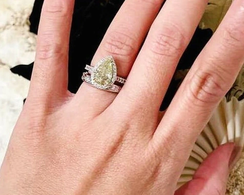 Yellow Diamond Engagement Rings Australia - Solid Gold Diamonds